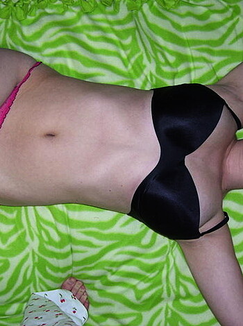 Amateur set - Young girl with big boobs - Photo 38