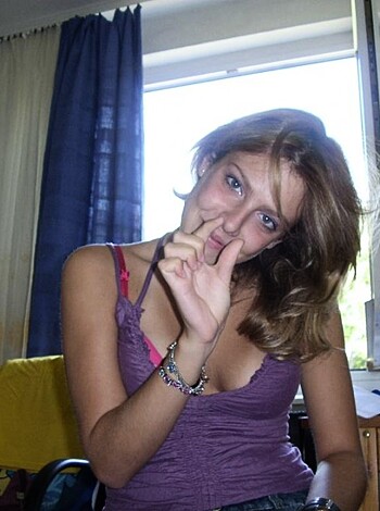 Young amateur girl like sucking - Photo 59