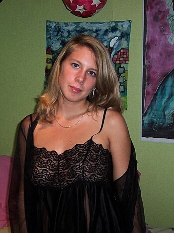 Private Pics - Young Amateur Girlfriend - Photo 22