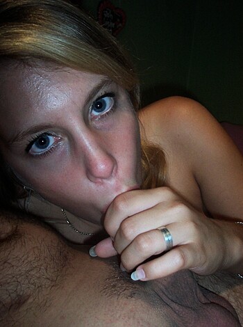 Private Pics - Young Amateur Girlfriend - Photo 27