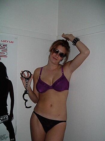 NoNude Pics - Girlfriend - Photo 6