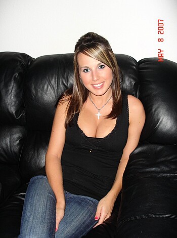 Stolen Pics - Young Girl 01 - Photo 4