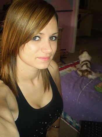 Stolen Pics - Young girl 32 - Photo 17