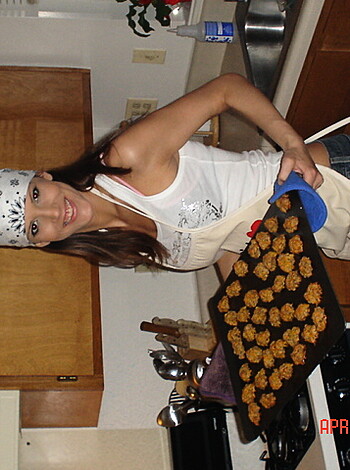 Whitney and lesbian friends - Photo 24