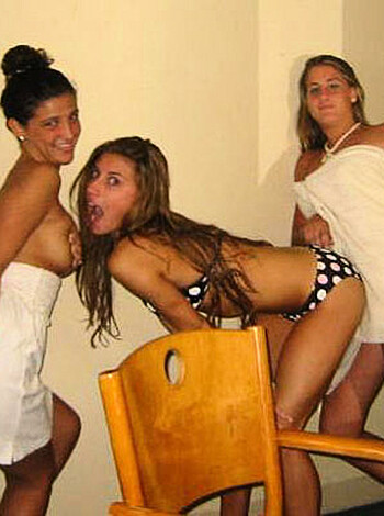 YOUNG GIRLS at PARTY-  Drunk teenagers - Amateurs pics 14 - Photo 45