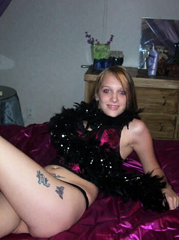 Tattooed cheating lisa - Photo 27