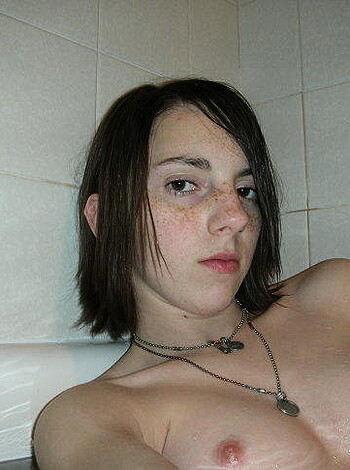 Stolen Pics - Young Girl 123 - Photo 6