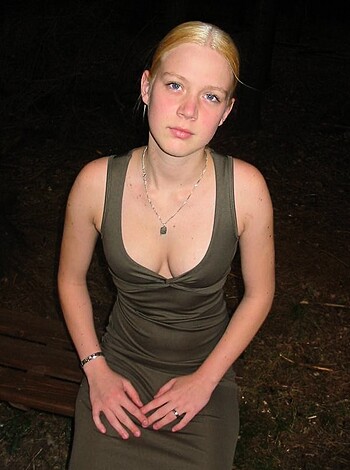 "Here's a fucking hot chick in some bitchin' ass dress."