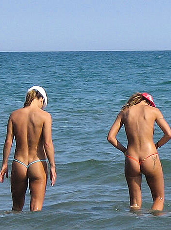 Nude Beach 07 - Photo 11