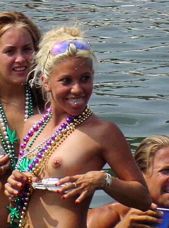 Nude Beach 07 - Photo 49