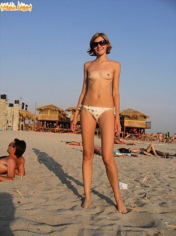 Nude Beach 05 - Photo 20