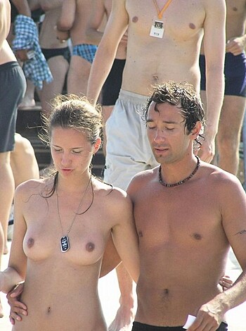 Nude Beach 05 - Photo 21