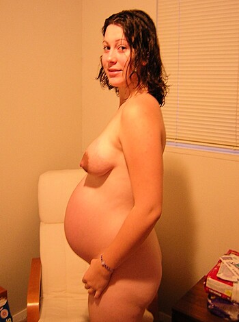 Amateurs Pregnant Girl 01 - Photo 39
