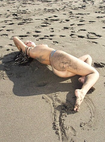 Charlotte naked on the beach -39793 - Photo 80