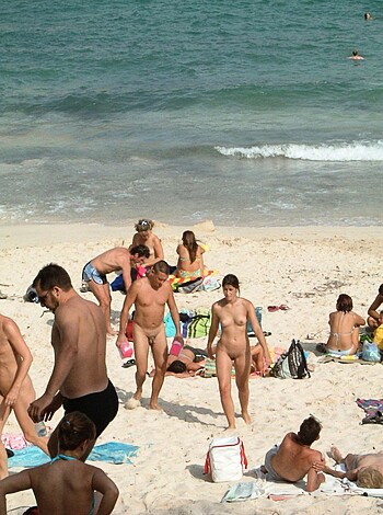 "A fucking hell of a nude beach with goddamn horny and bare assed people, enjoying the shit out of their day."