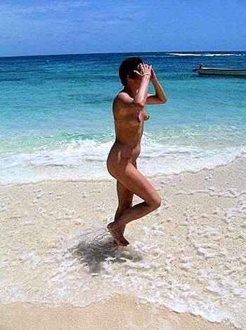 Nudist Solo Girls / FKK 2  - Photo 2