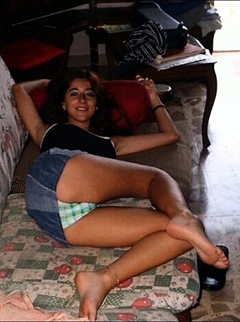 Set - She was so young and so hot 6 years ago - Photo 12