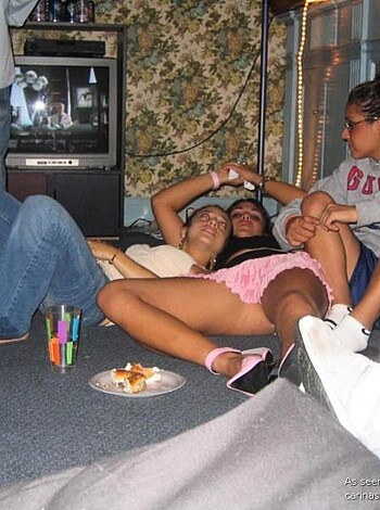 "Fuckin' hot bitch gettin' fucked hard by dudes."