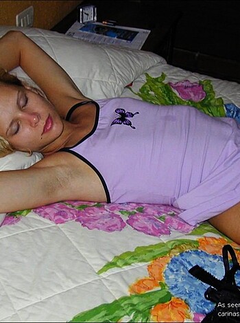 Blond cute girlfriend  - Photo 9