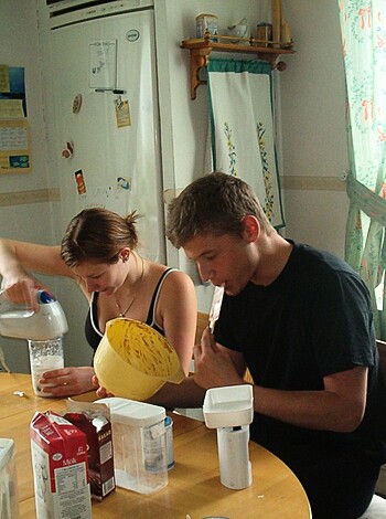 Teen Couple On Holiday - Private pics - Photo 18