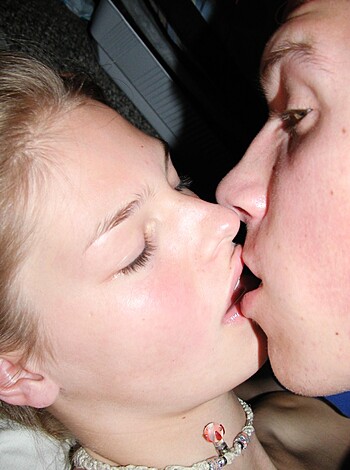 Blond Amateur  Posing - Photo 7