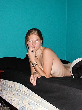 Blond Amateur  Posing - Photo 46