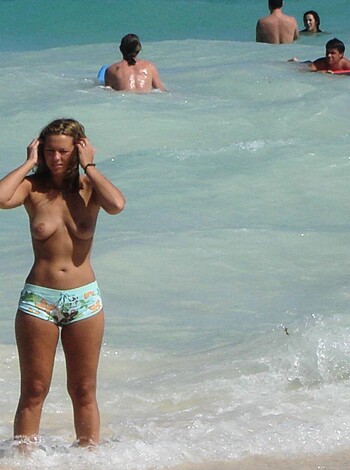 Amateur couple Fucked at Holiday - Photo 20
