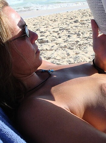 Amateur couple Fucked at Holiday - Photo 24
