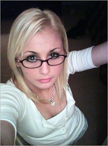 Amateur Teen Girlfriend #32  - Photo 6