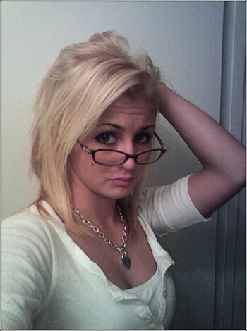 Amateur Teen Girlfriend #32  - Photo 27