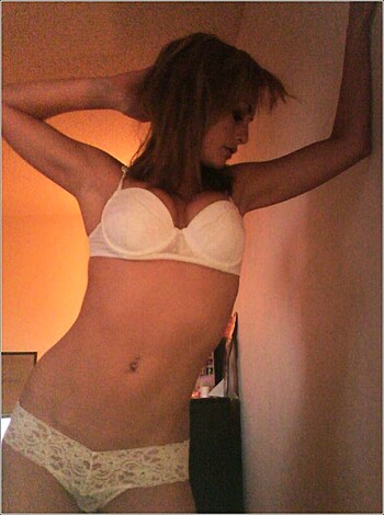 Amateur Teen Girlfriend #32  - Photo 28