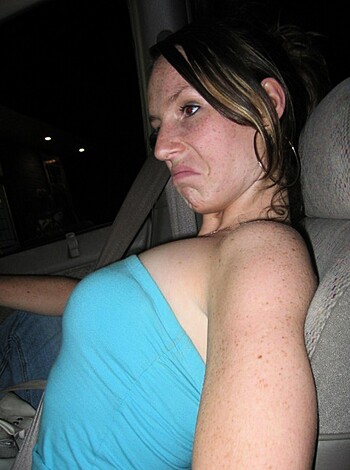 Hot Girl On Vacation / amateur pics - Photo 26