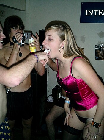 College lingerie party / amateur pics - Photo 5