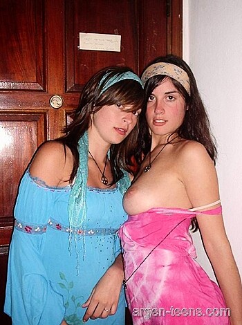 Young Girlfriend 17 - Photo 2