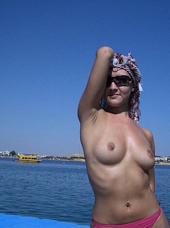 Beach Beauties With Sweet Young Tits (All Topless) - Photo 19