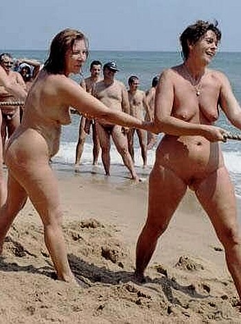 Nudists! Nudists! Nudists!  - Photo 47