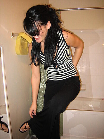 Amateur Chick Hardcore Photos  - Photo 24