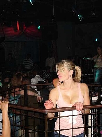a girl at a party 50  - Photo 46