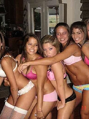a girl at a party 50  - Photo 74