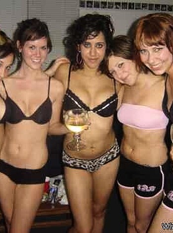 a girl at a party 50  - Photo 77