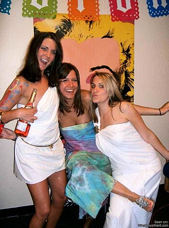 a girl at a party 50  - Photo 81