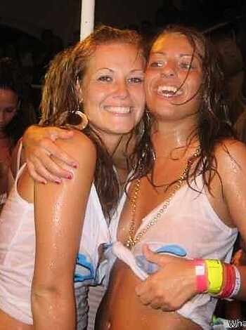 a girl at a party 50  - Photo 86