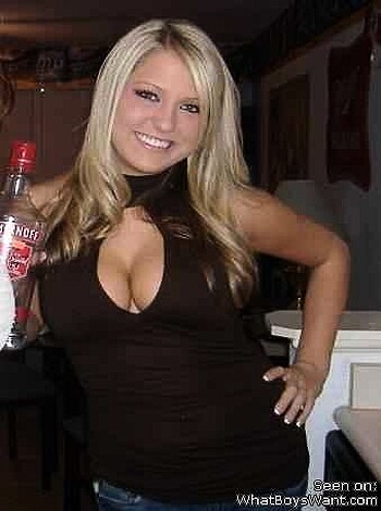 a girl at a party 50  - Photo 96