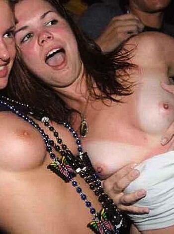 a girl at a party 42  - Photo 24