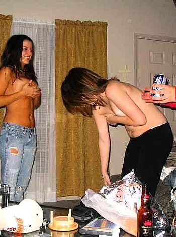 a girl at a party 42  - Photo 41