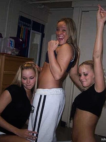 a girl at a party 42  - Photo 52