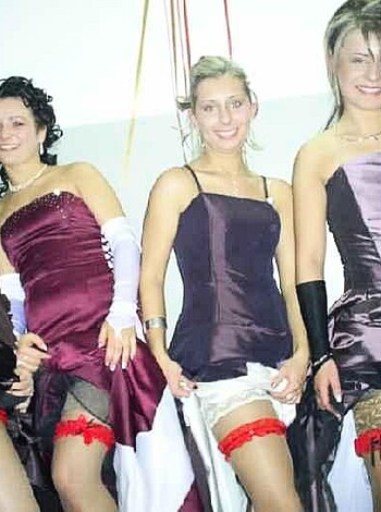 a girl at a party 42  - Photo 54