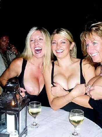 a girl at a party 42  - Photo 70