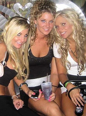 a girl at a party 42  - Photo 68