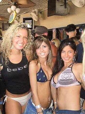 a girl at a party 42  - Photo 82